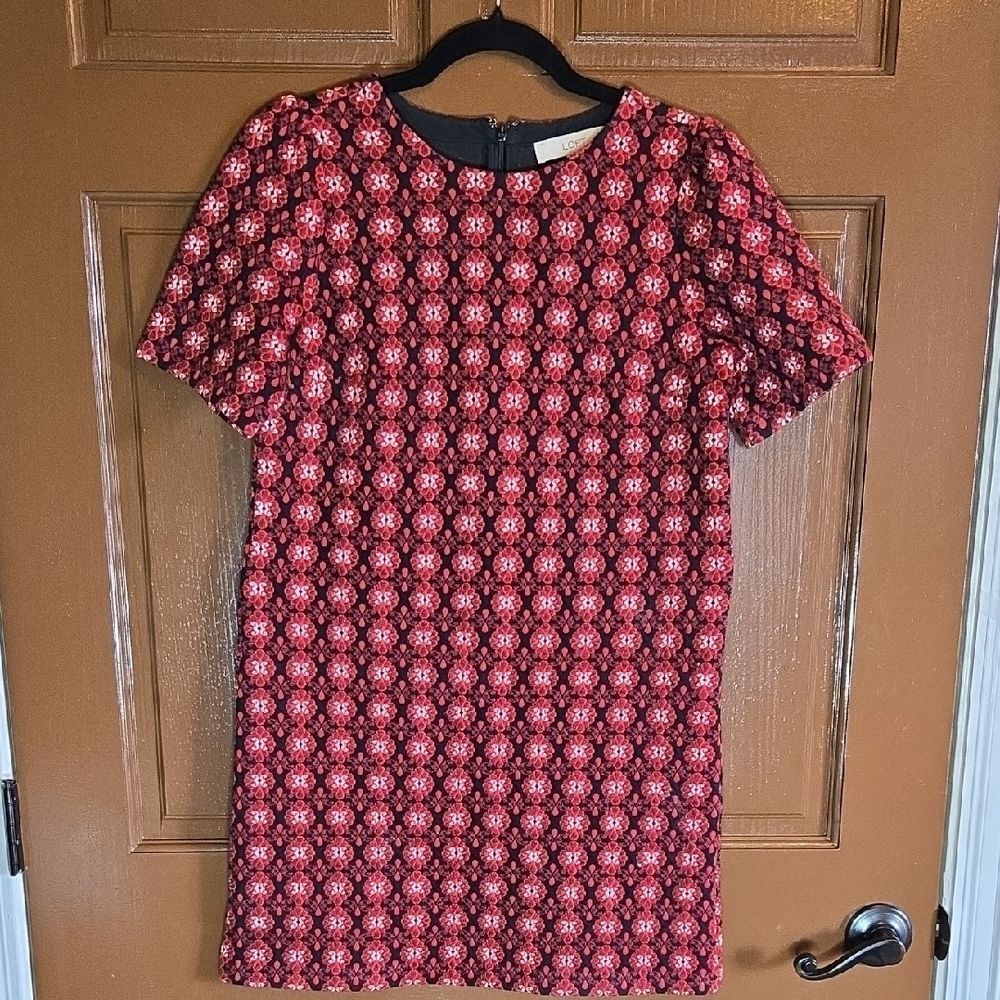 Loft-Red,blk,white textured print short sleeved aheath dress Sz S.
